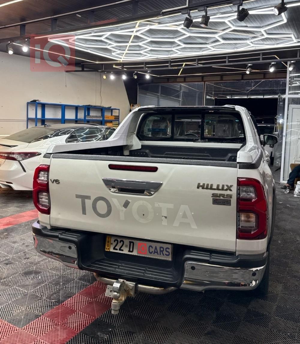 تۆیۆتا هایلۆکس